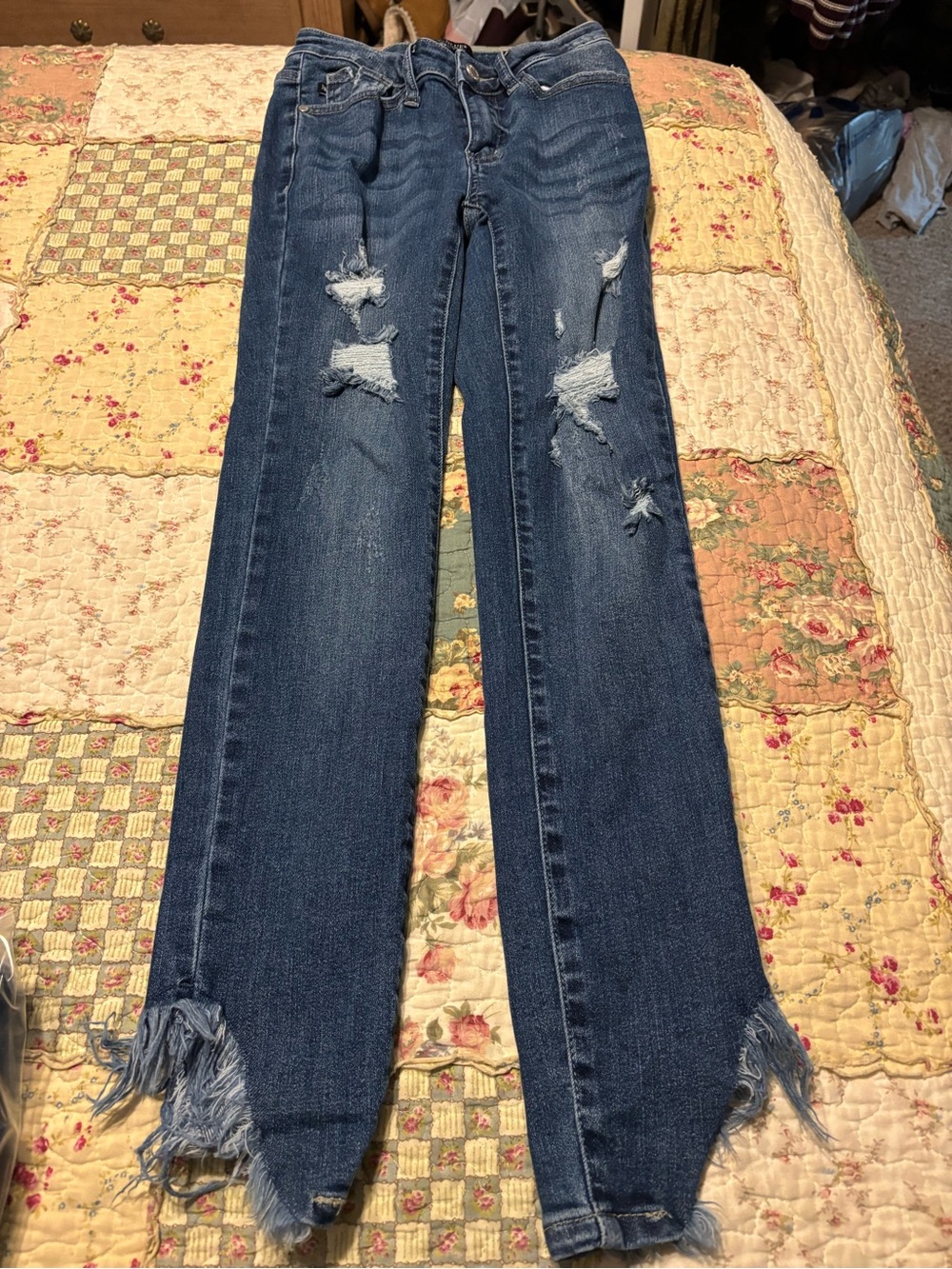Judy Blue Dark Blue Distressed Frayed Hem Jeans